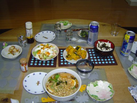 Nouilles 'udon', salade et potiron japonais Nouilles 'udon', salade et potiron japonais